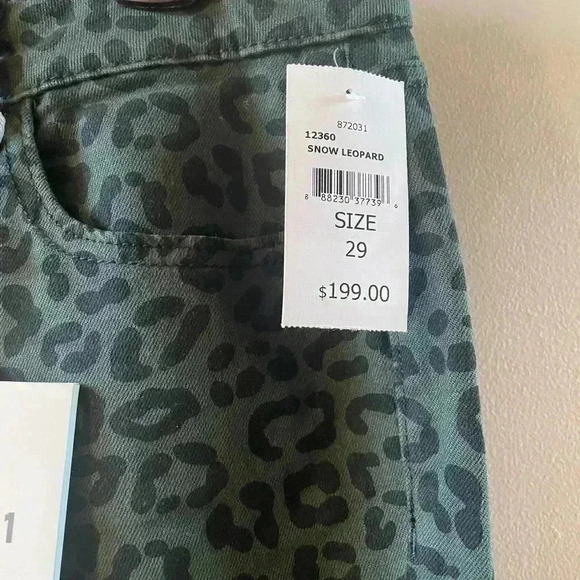NWT DL1961 Florence Crop Jeans - Snow Leopard-Size 29-Runs Small per review - Picture 11 of 12